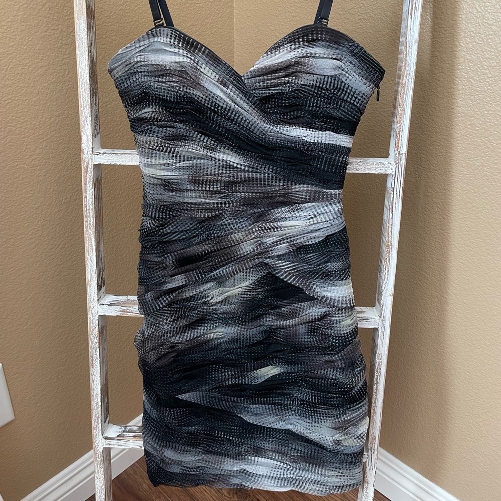 BCBGMAXAZRIA bodycon dress